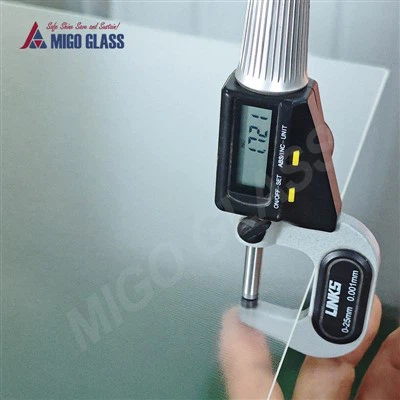 Gloine Íseal Prismatic Matt Tempered 1.6mm